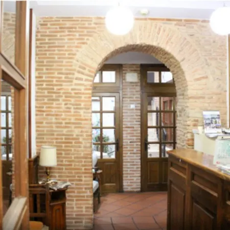 Ξενοδοχείο San Miguel 2*